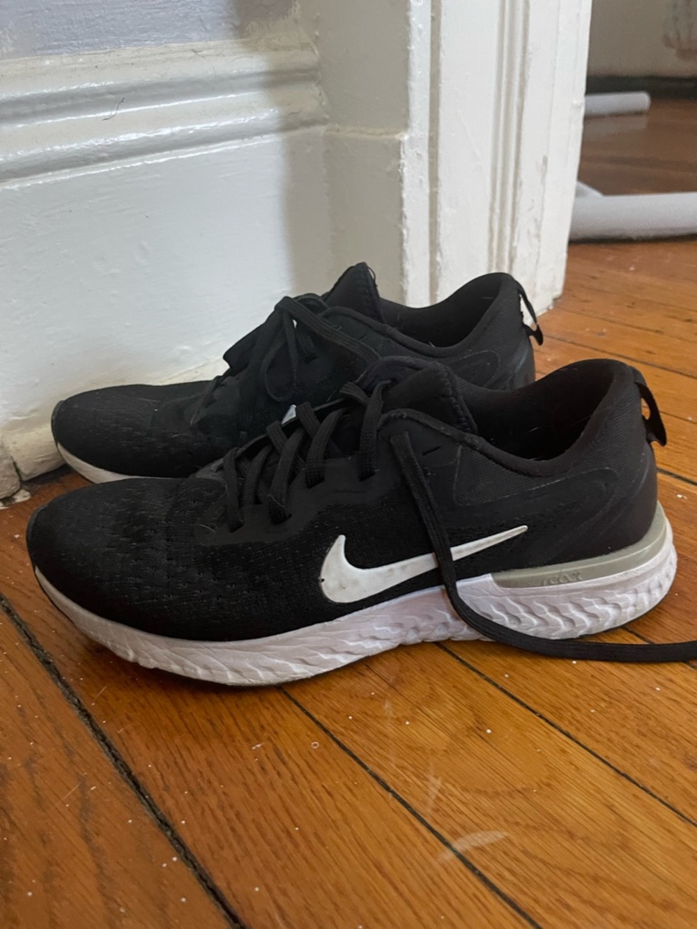 Nike Black and White Lightweight Running Shoes